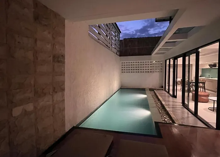 Tara Villa Seminyak (Bali)